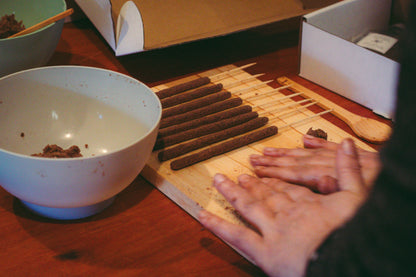 Taller grabado de Elaboración de Inciensos Naturales